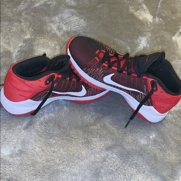 Size 5 Y Nike Zoom Ascention Basketball ? Shoes Red Black main image 4